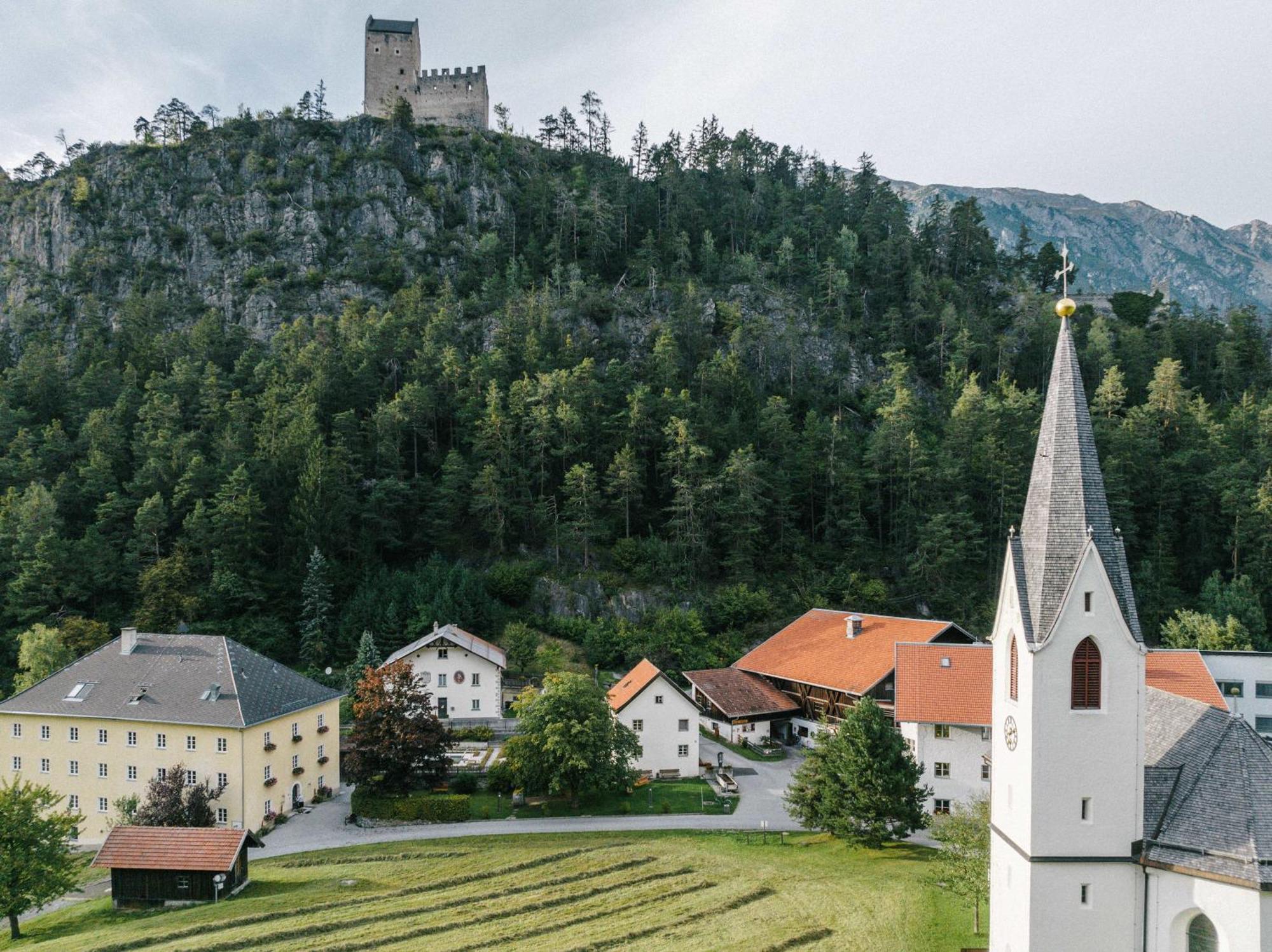 Klostergut Kronburg Zams Εξωτερικό φωτογραφία