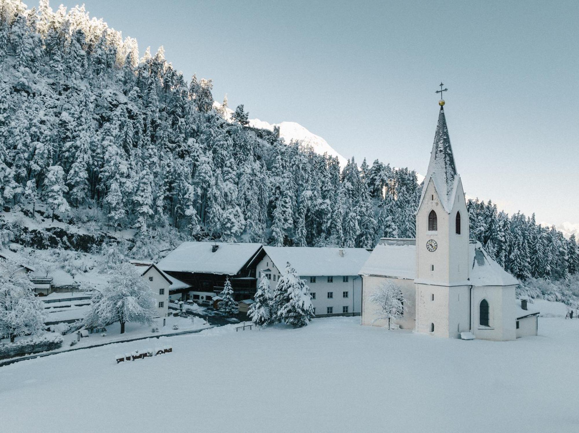 Klostergut Kronburg Zams Εξωτερικό φωτογραφία
